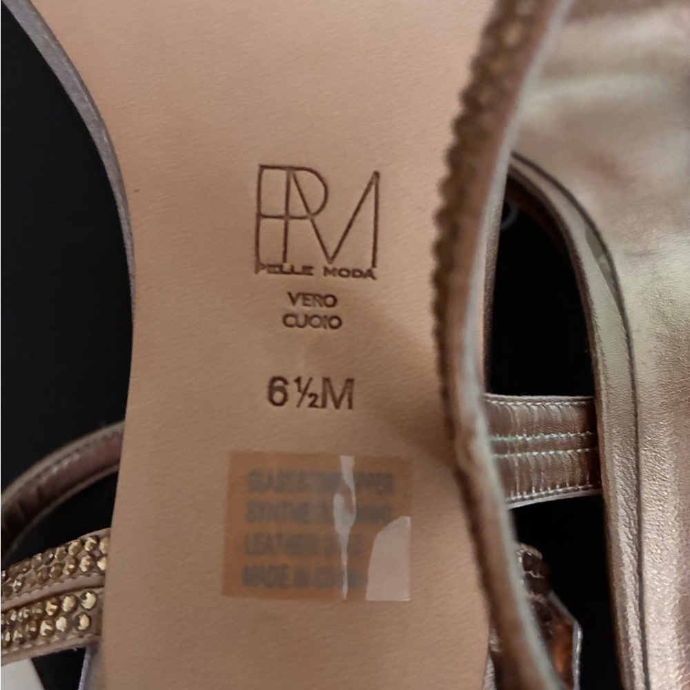 Pelle Moda Metallic Gold Heeled Sandals - Picture 4 of 4